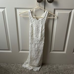 hollister white dress!
